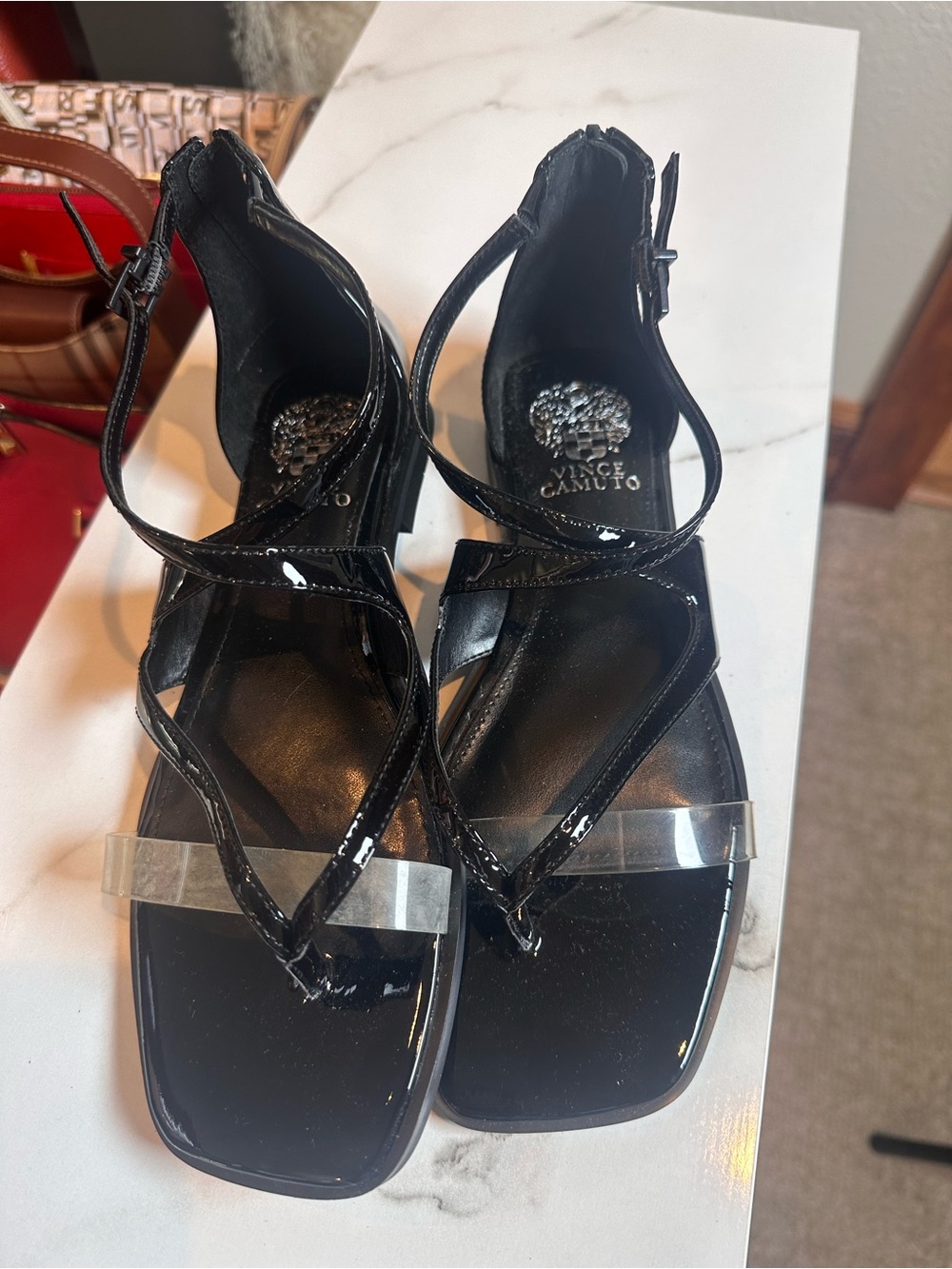 Vince Camuto Women's
Lomeeana Flat Sandal